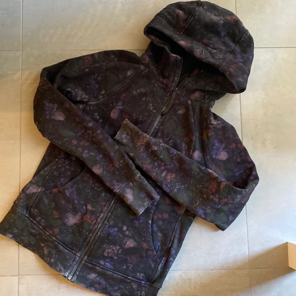 Lululemon Scuba Hoodie Light Cotton Fleece floral